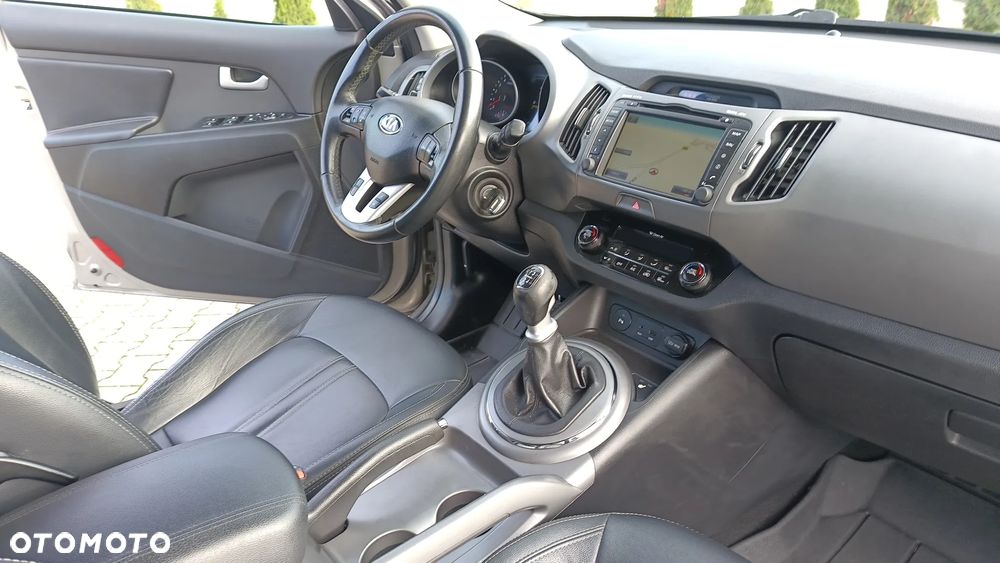 Kia Sportage - 16