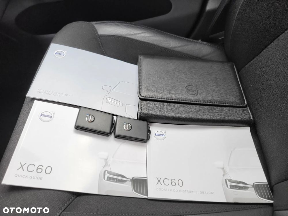 Volvo XC 60 T4 Momentum Pro - 18