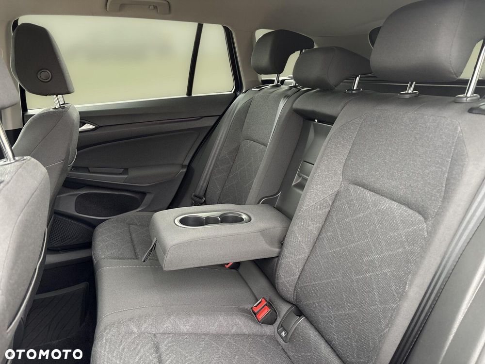 Volkswagen Golf VIII 2.0 TDI Life DSG - 18