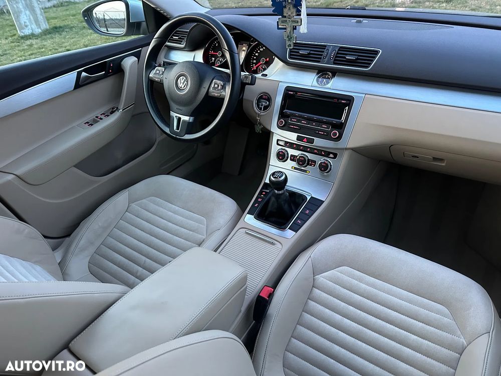 Volkswagen Passat 2.0 TDI Highline DPF - 6