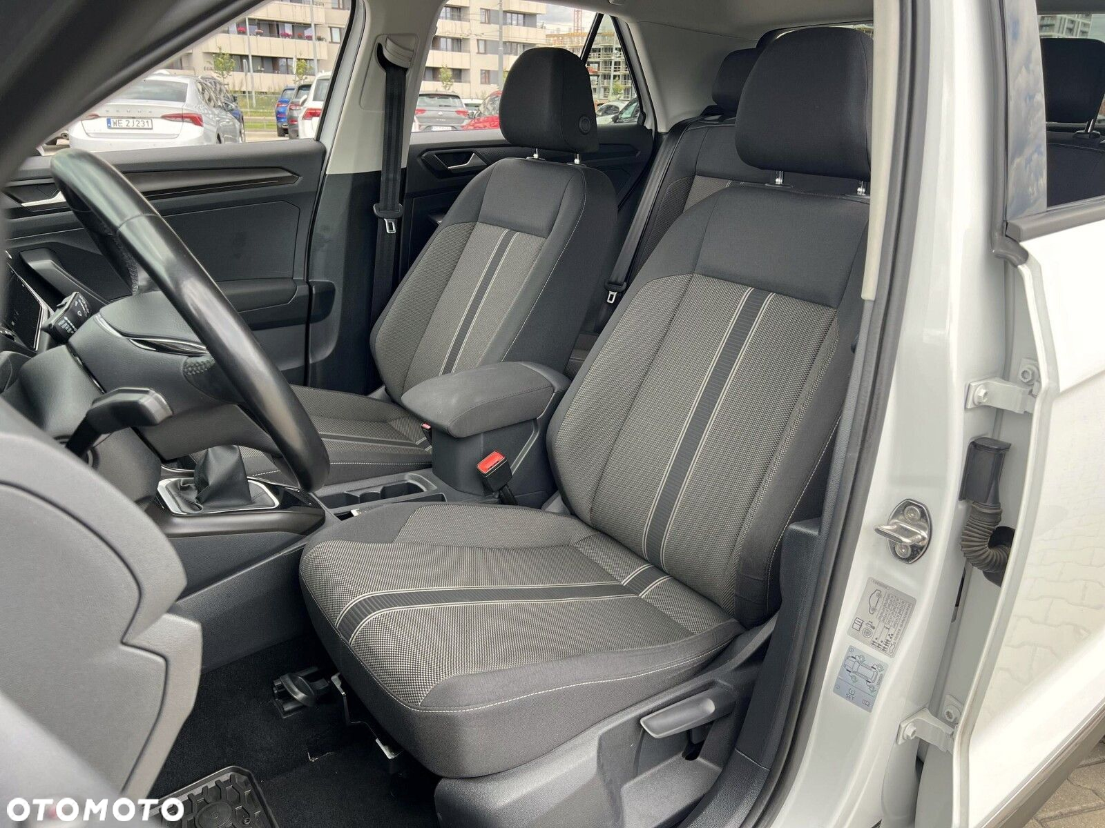 Volkswagen T-Roc 1.5 TSI ACT Advance - 10