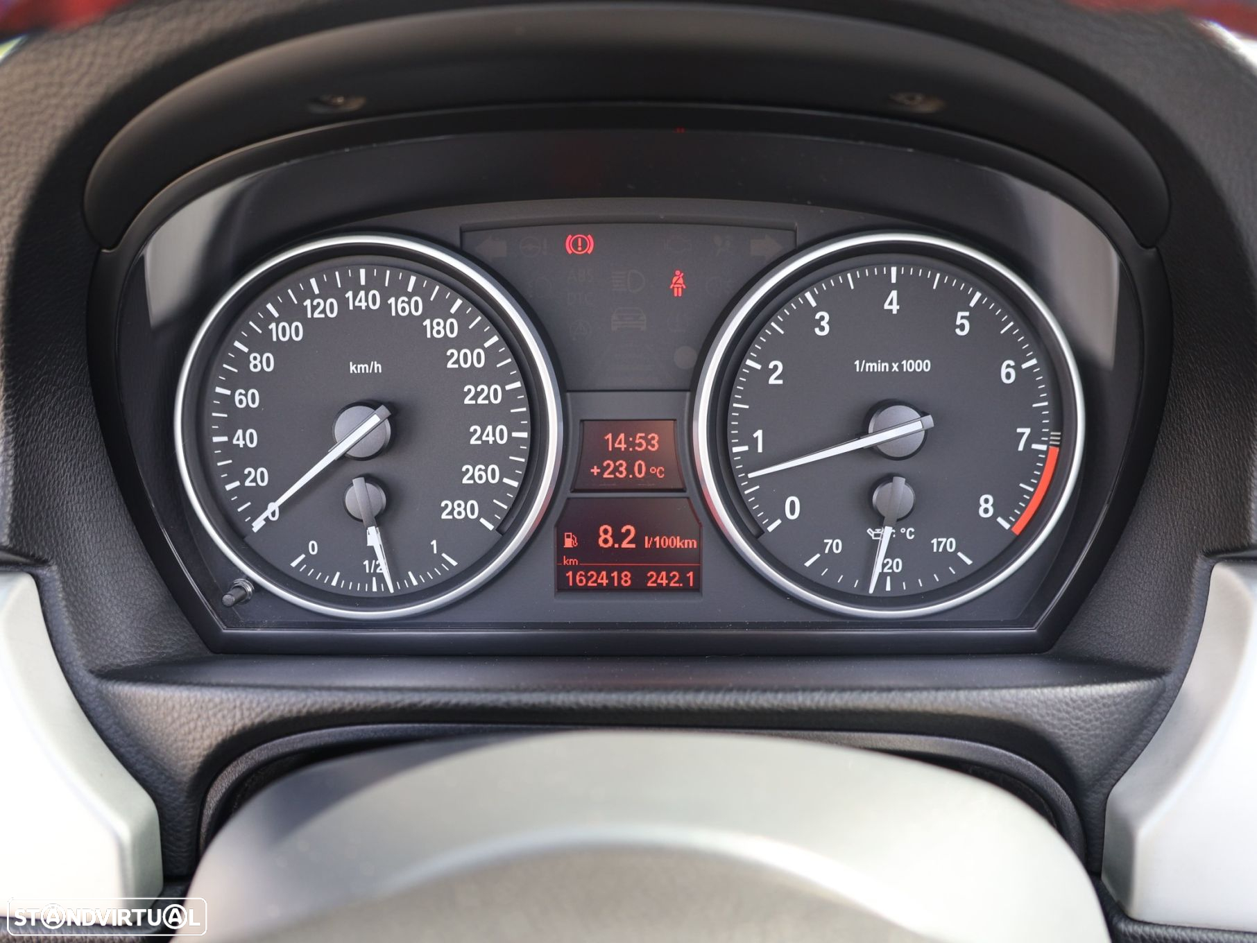 BMW 330 i - 47