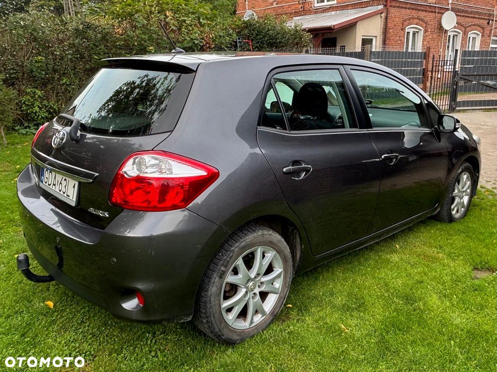 Toyota Auris 1.6 Valvematic Edition - 4