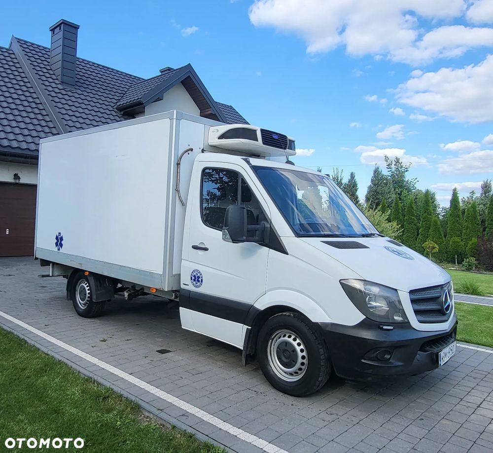Mercedes-Benz Sprinter - 1