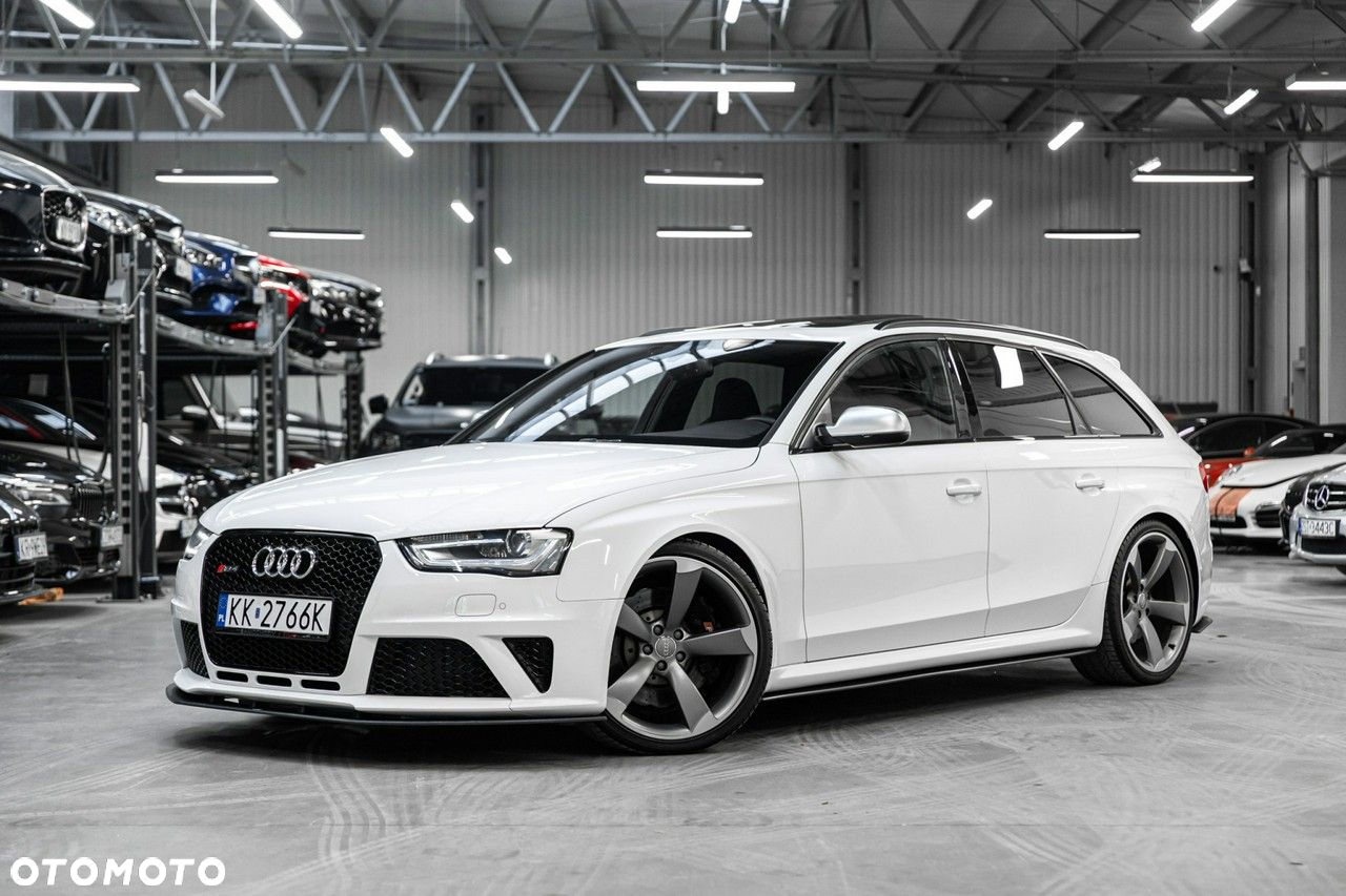Audi RS4 Avant S tronic - 2