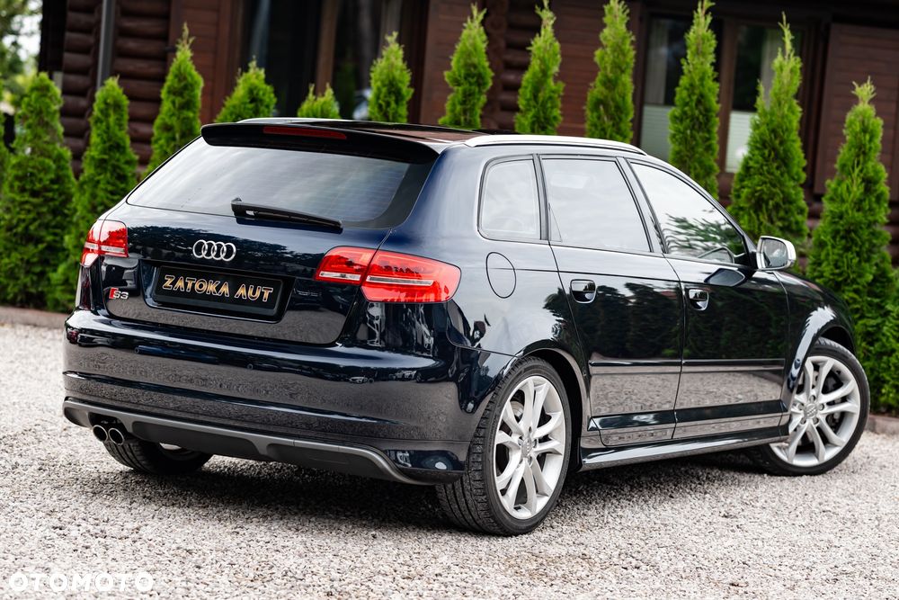Audi S3 Sportback S tronic - 16