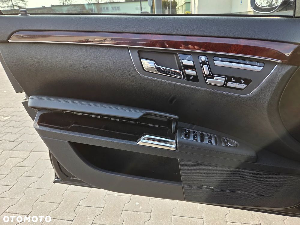 Mercedes-Benz Klasa S - 22