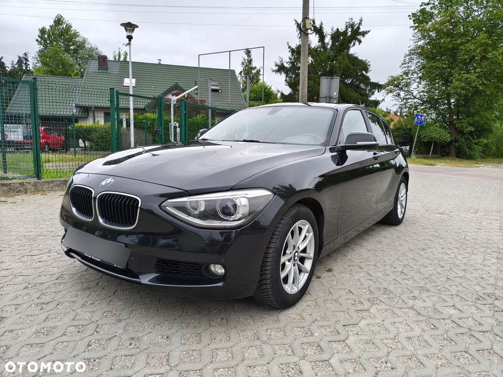 BMW Seria 1 118i - 1