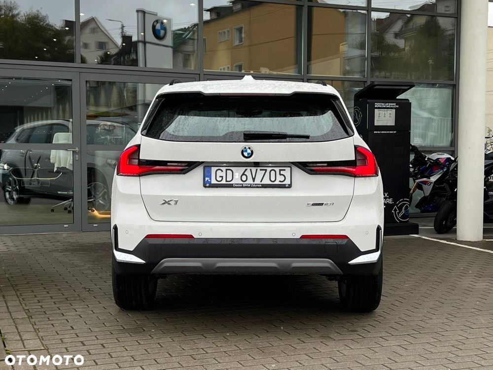 BMW X1 - 8