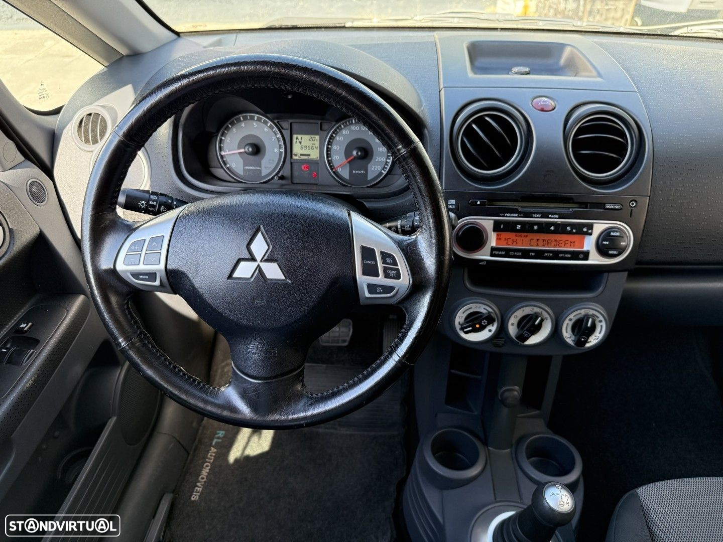 Mitsubishi Colt 1.3 Intense CA - 14