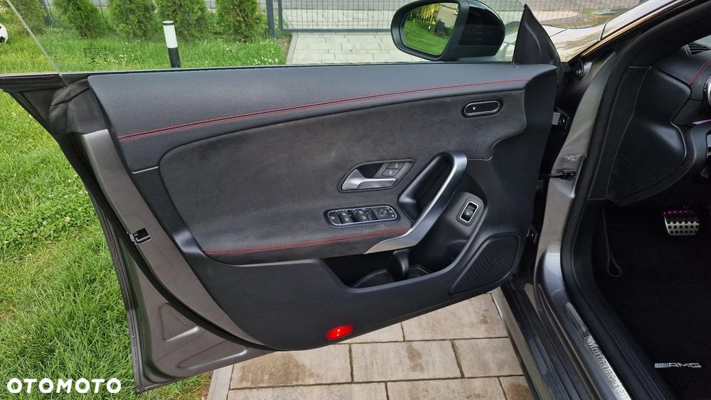 Mercedes-Benz CLA 200 d 8G-DCT AMG Line - 16