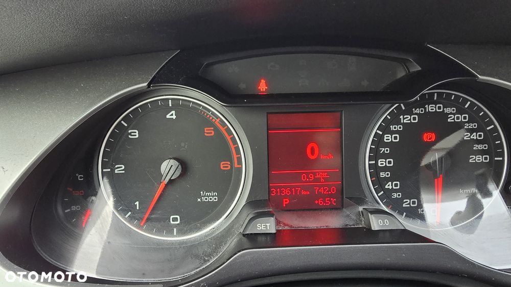 Audi A4 Avant 2.7 TDI DPF multitronic Attraction - 13