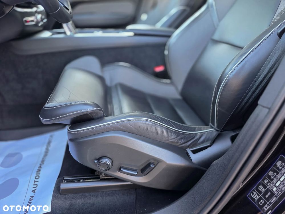 Volvo XC 60 B5 D AWD Geartronic RDesign - 23