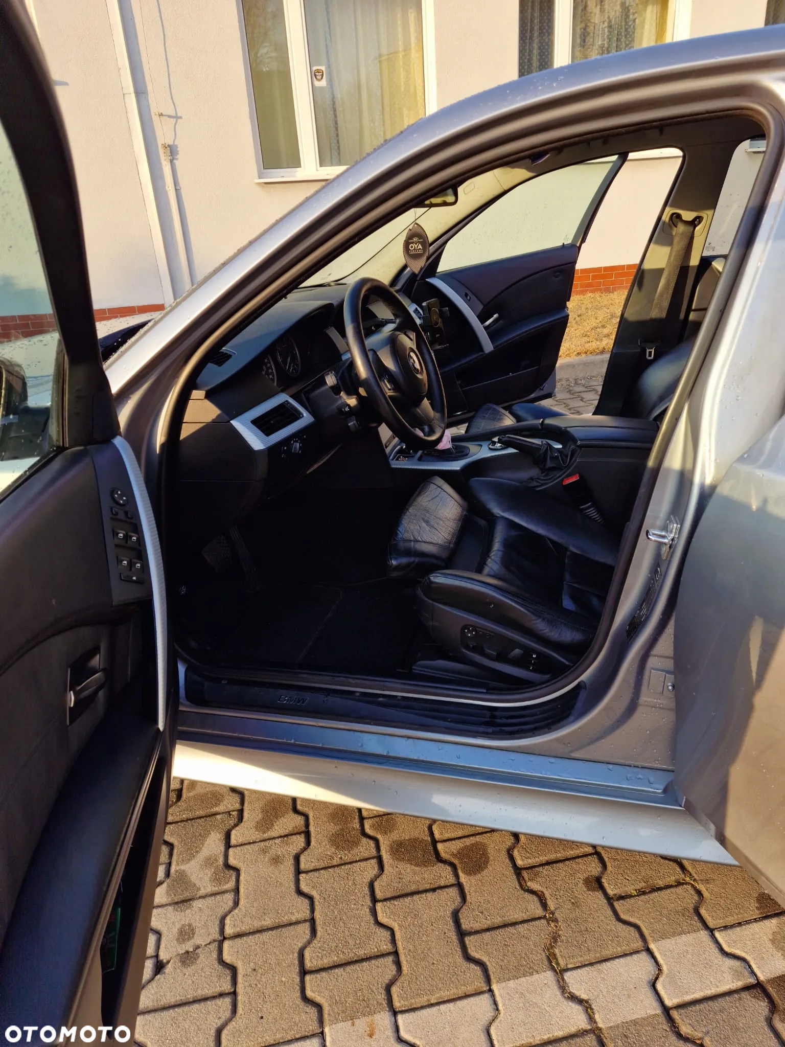 BMW Seria 5 545i - 18