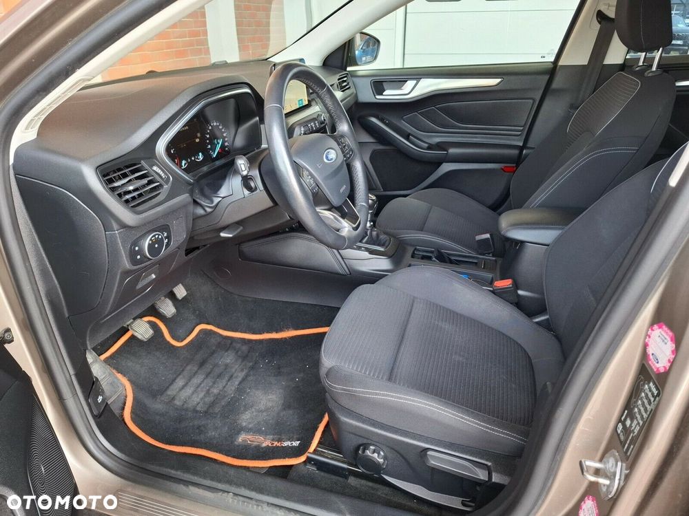 Ford Focus 1.5 EcoBoost Titanium Business - 19