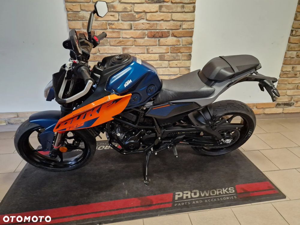 KTM Duke 125 - 12
