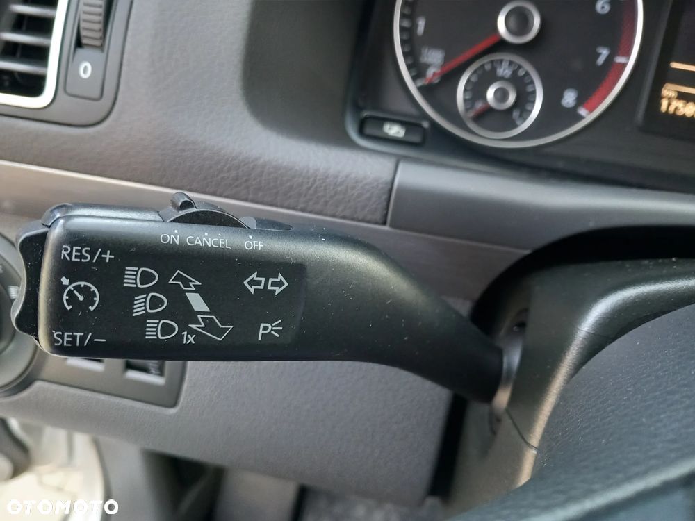 Volkswagen Touran 1.4 TSI EcoFuel Comfortline - 22