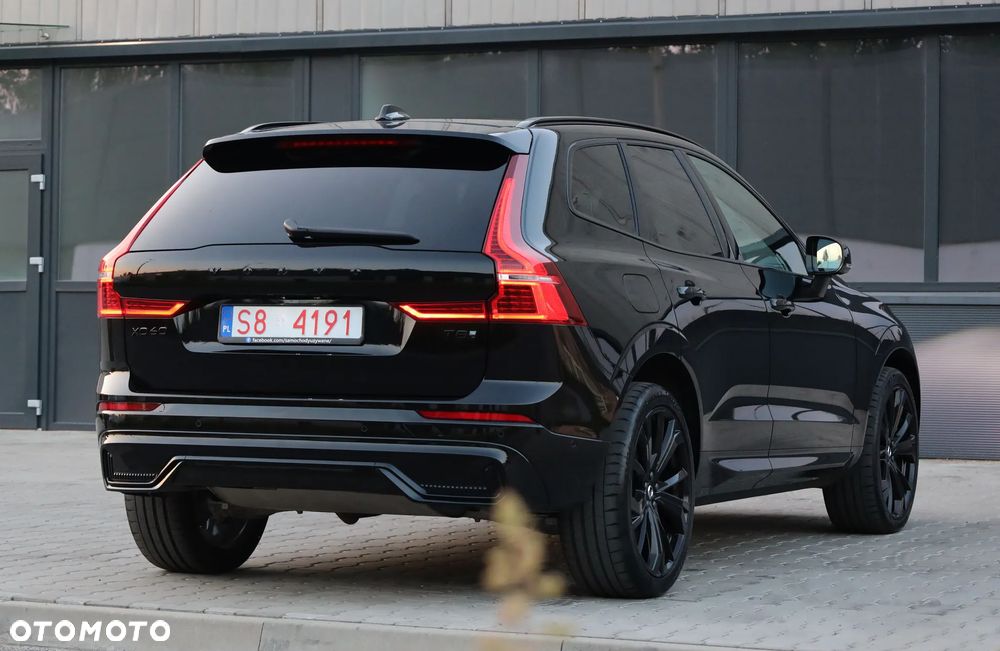 Volvo XC 60 T8 AWD Ultra Black Edition - 40