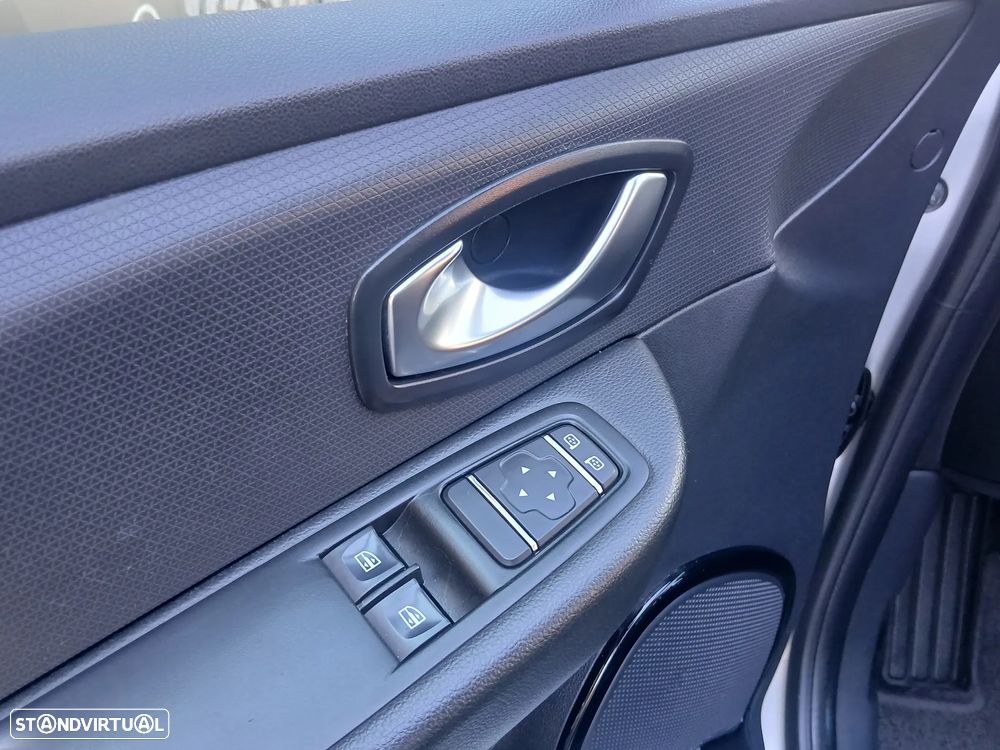 Renault Clio 1.5 dCi Limited - 31