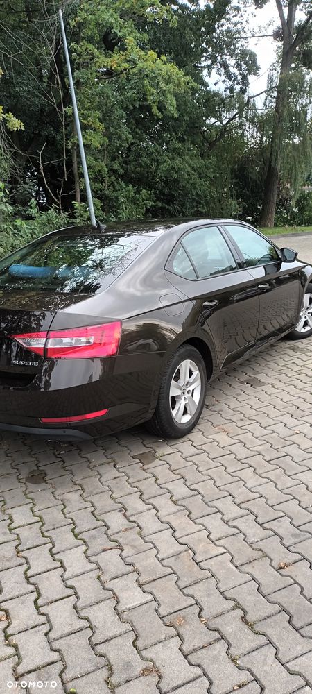 Skoda Superb 1.4 TSI ACT Active - 8