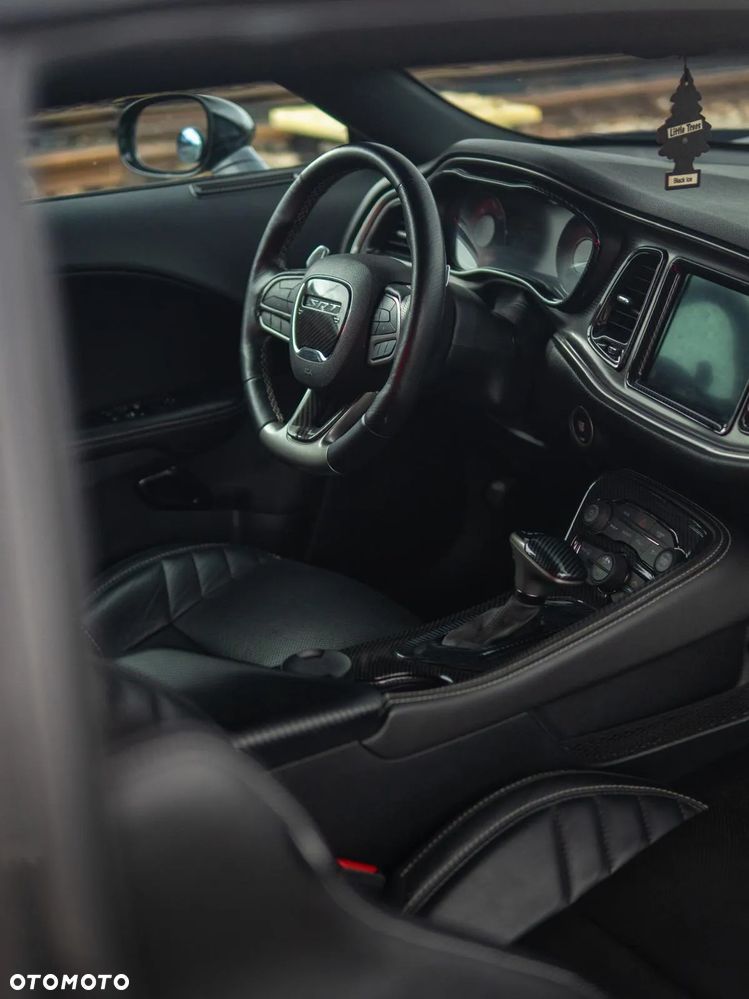 Dodge Challenger 6.2 Redeye Widebody - 5