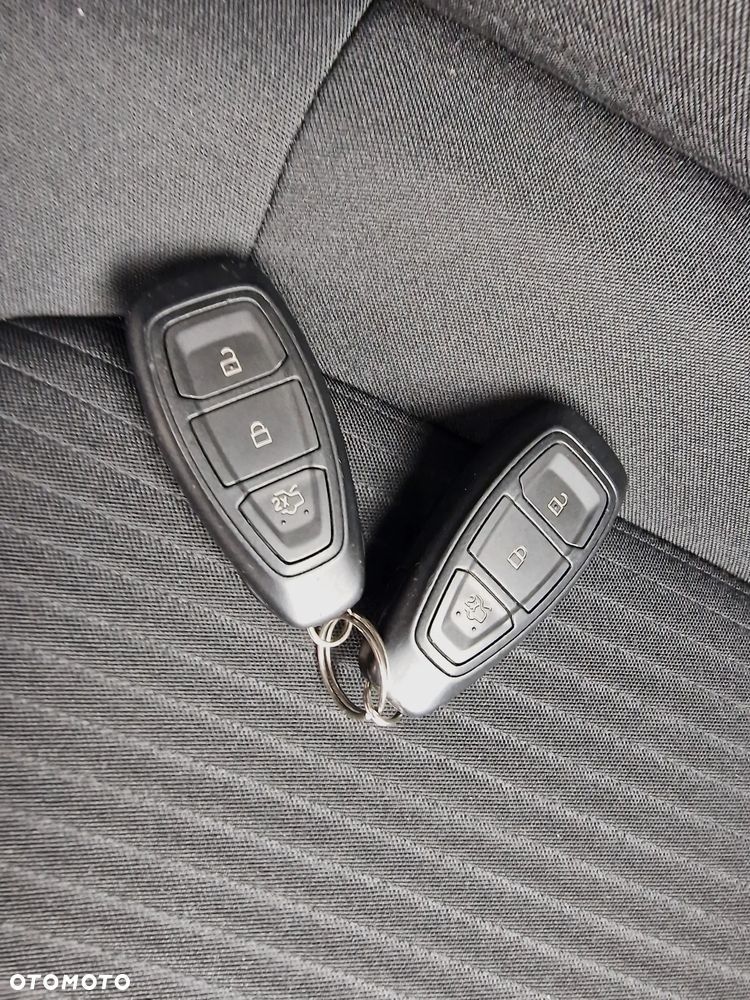 Ford Focus 2.0 EcoBlue Titanium X - 37