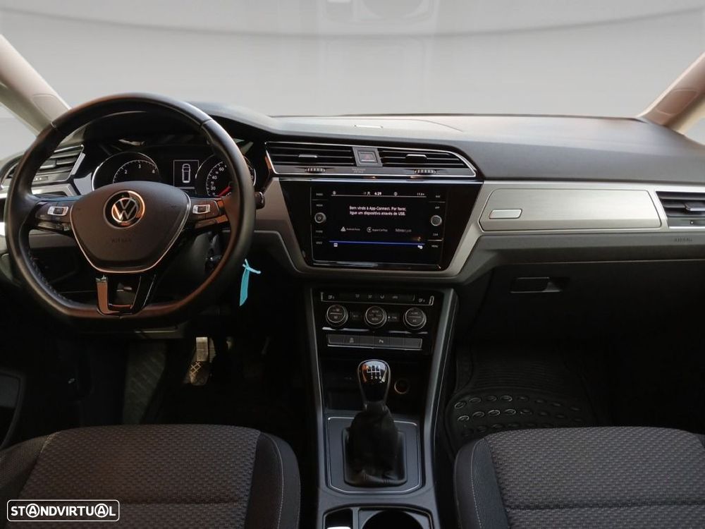 VW Touran 2.0 TDI Confortline - 21