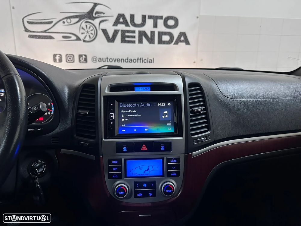 Hyundai Santa Fe 2.2 CRDi 7Wagon Cruise - 20