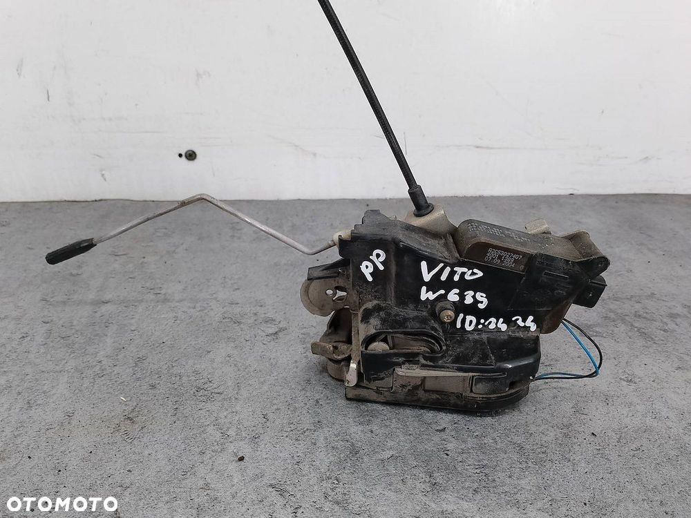 ZAMEK DRZWI PRAWY PRZÓD MERCEDES-BENZ VITO W639 A6397201035 - 2