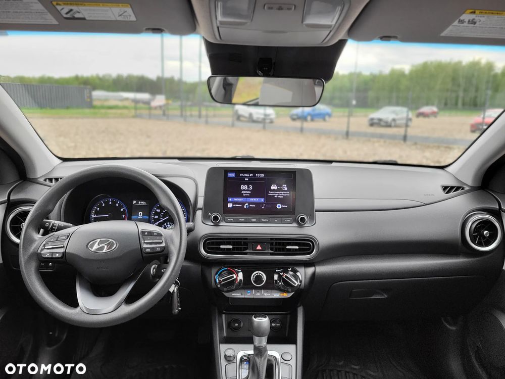 Hyundai Kona - 11