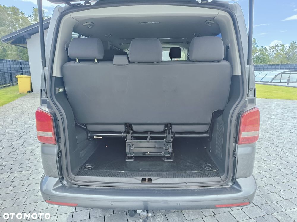 Volkswagen Caravelle - 7