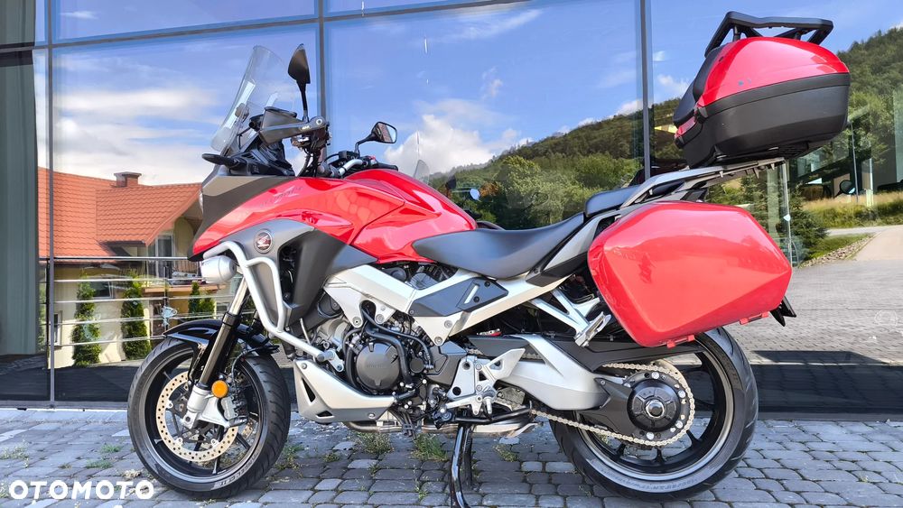 Honda VFR - 5