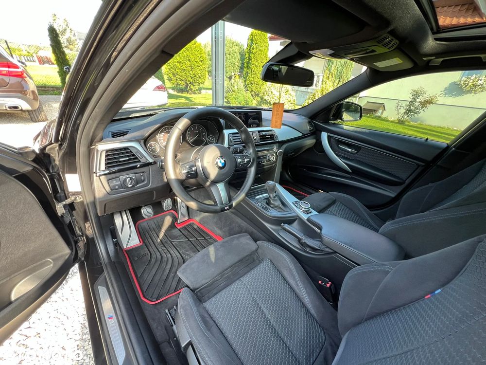 BMW Seria 3 320d - 10