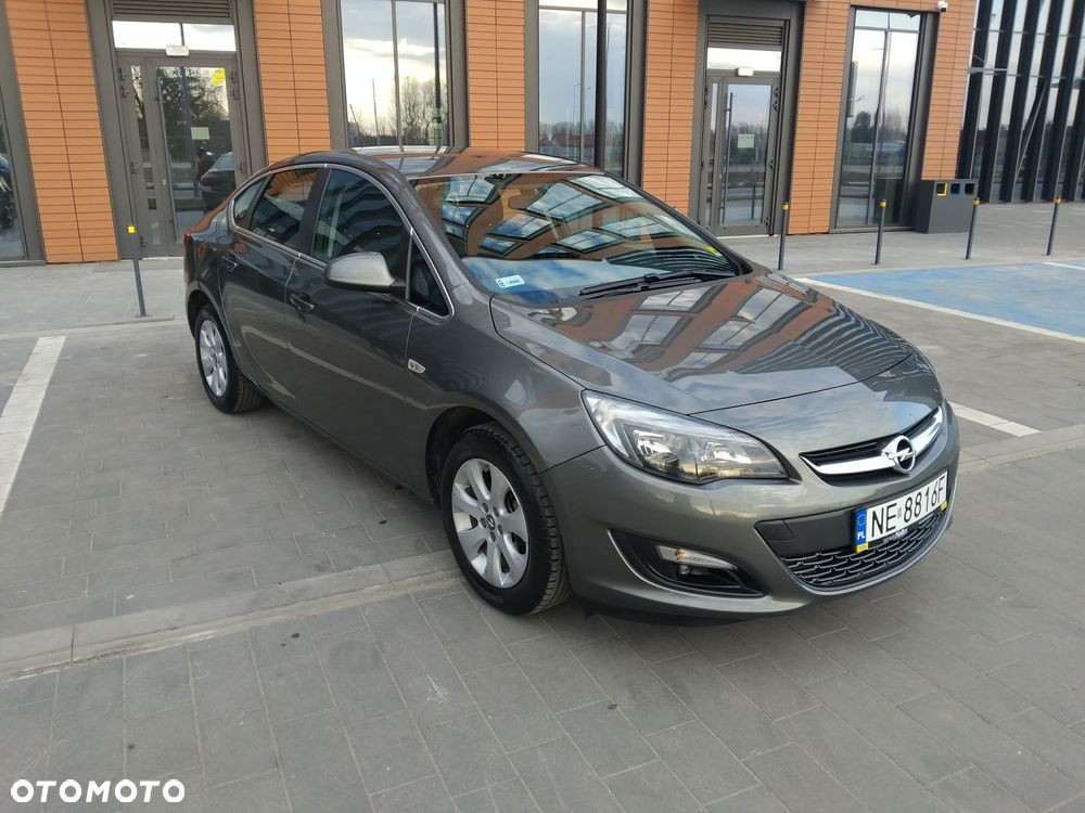 Opel Astra - 1
