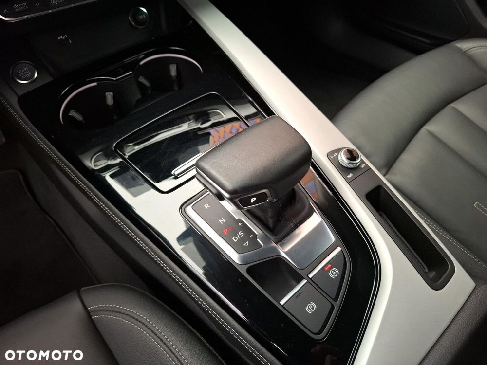 Audi A4 Allroad - 14