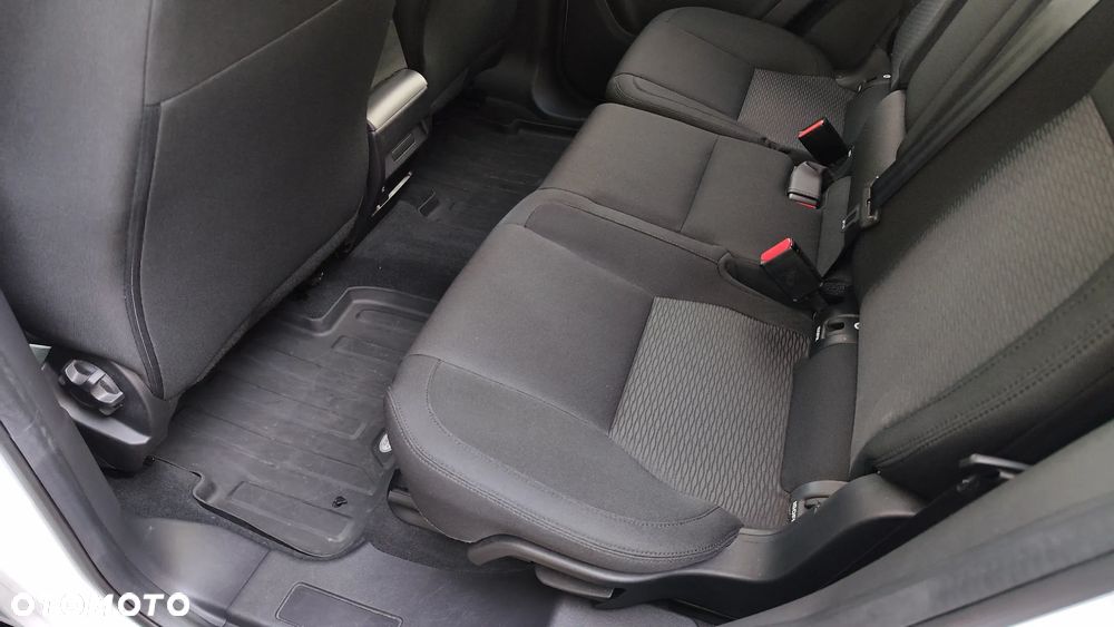 Land Rover Discovery Sport 2.0 eD4 Pure - 25