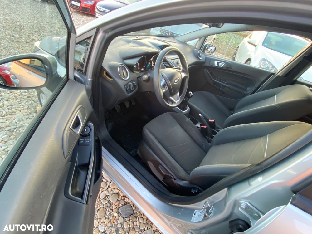 Ford Fiesta 1.6 TDCI Champions Edition - 9