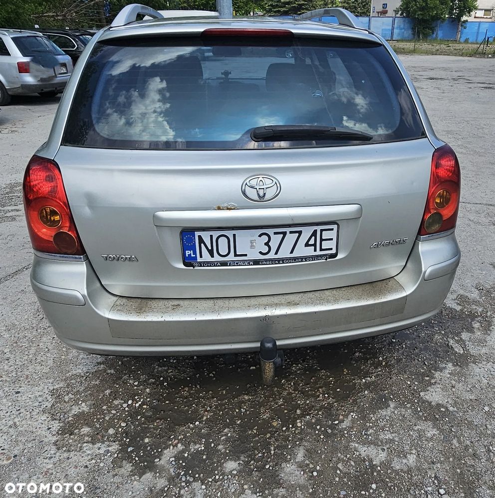 Toyota Avensis 2.0 D-4D Sol - 6