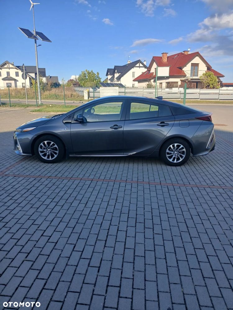 Toyota Prius - 7