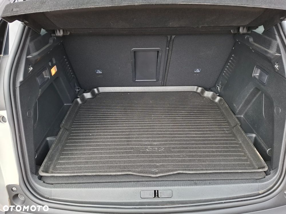 Peugeot 3008 1.2 PureTech Allure Pack S&S EAT8 - 14