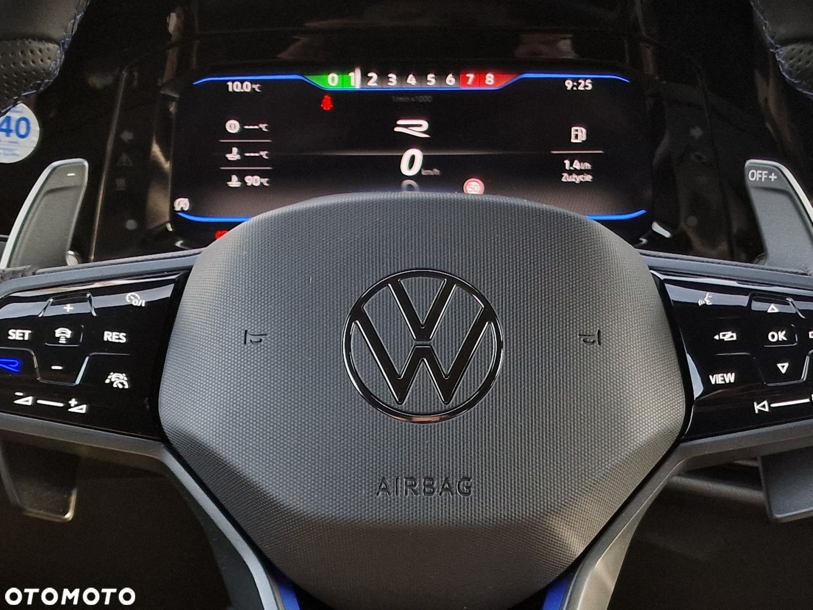 Volkswagen Golf - 29