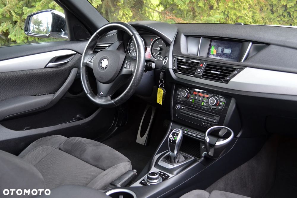 BMW X1 - 24