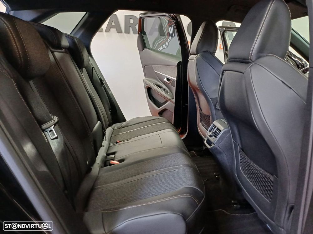 Peugeot 3008 1.6 Hybrid4 GT e-EAT8 - 14