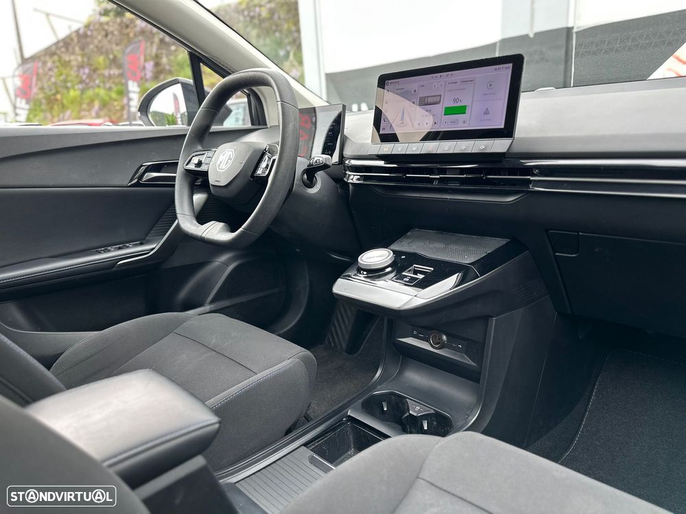 MG MG4 51 kWh Standard - 18