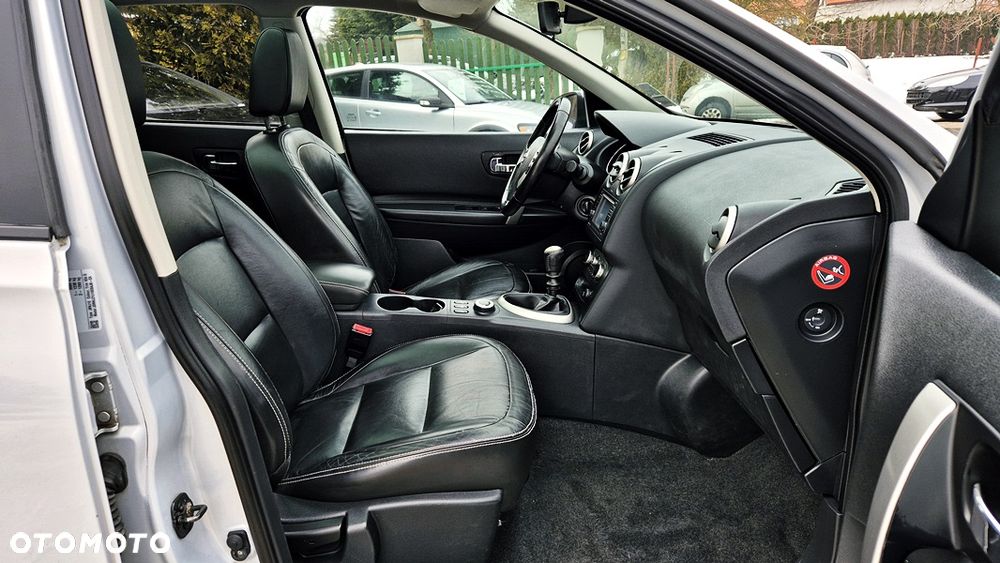 Nissan Qashqai+2 2.0 4x4 Tekna - 40