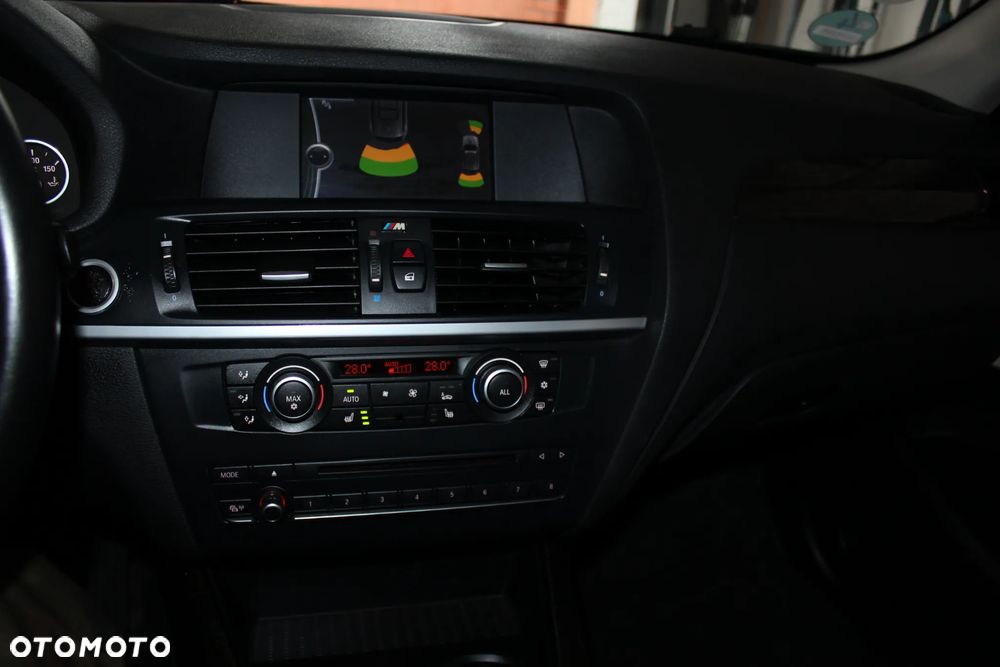 BMW X3 xDrive20d - 32