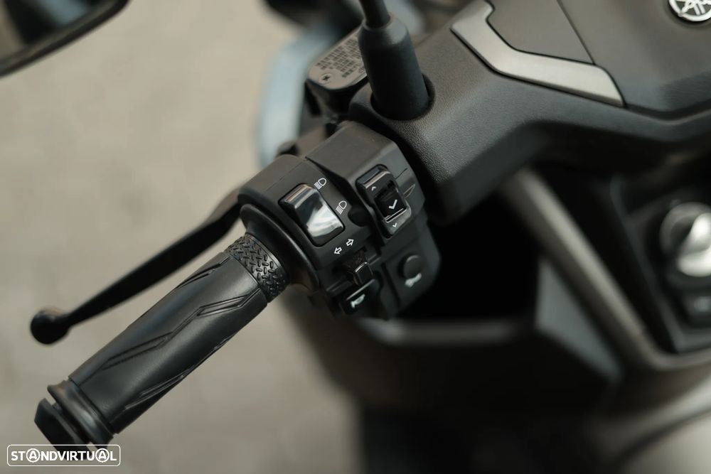 Yamaha NMAX - 6