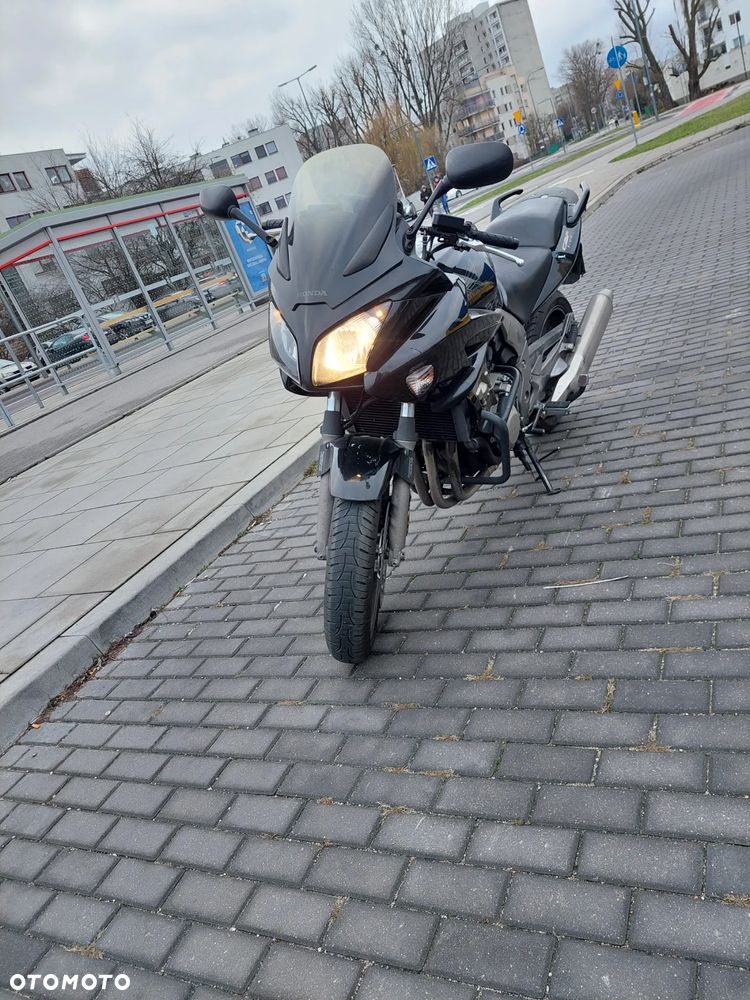 Honda CBF - 20