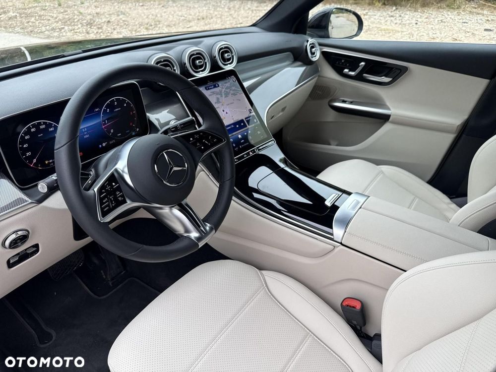 Mercedes-Benz GLC - 10