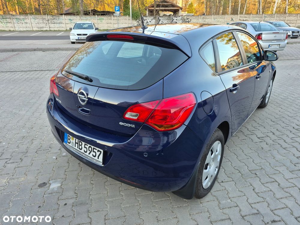Opel Astra 1.4 Selection - 16